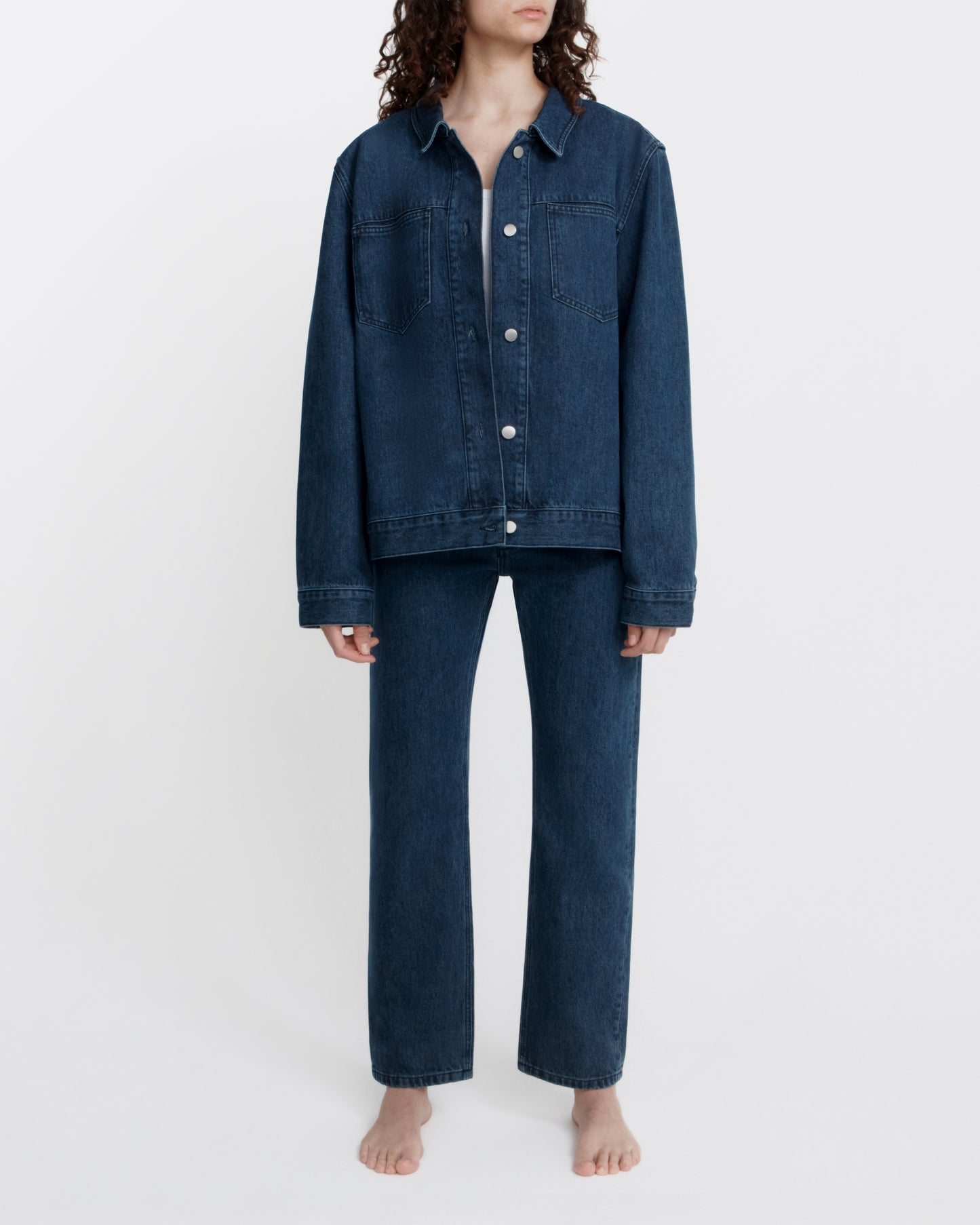 straight jean _ dark wash denim
