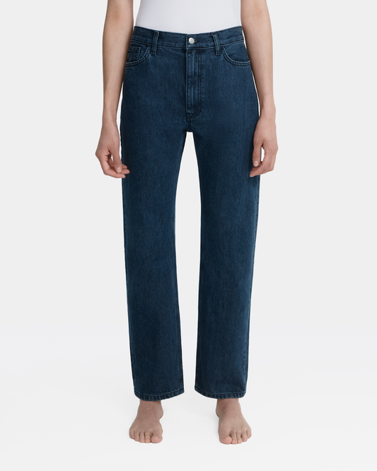straight jean _ dark wash denim