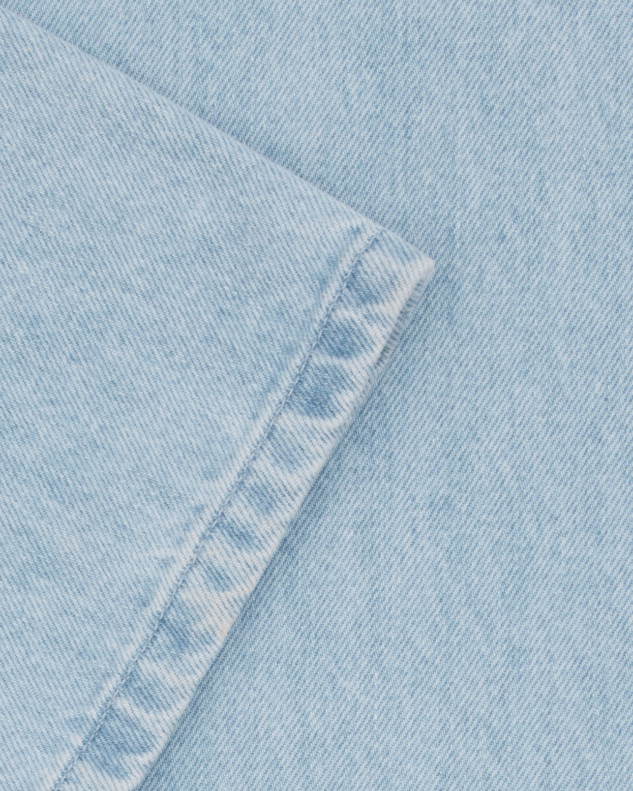 straight jean _ light wash denim