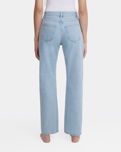 straight jean _ light wash denim