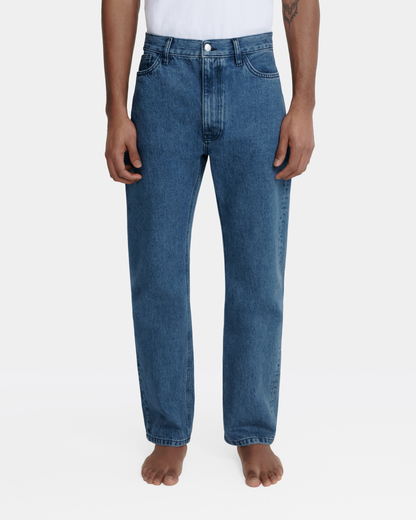 straight jean _ medium wash denim